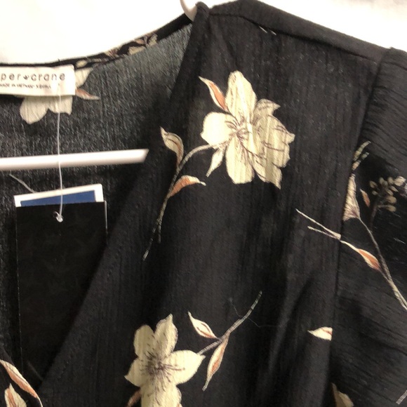Black XS flowered faux wrap Paper Crane blouse sweetheart peasant top - Picture 9 of 12
